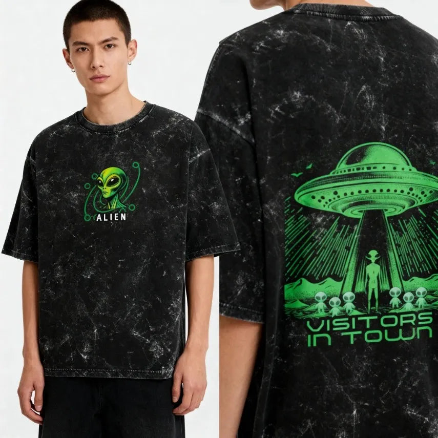 Unisex Alien in town Tee